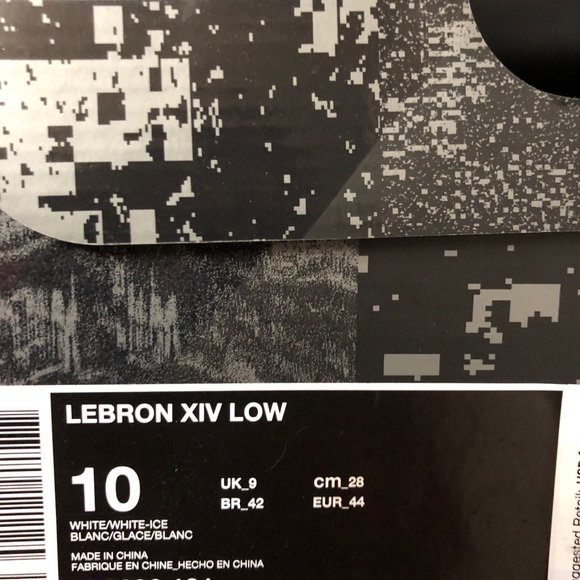 LeBron James XIV Lows size 10 - Picture 3 of 6
